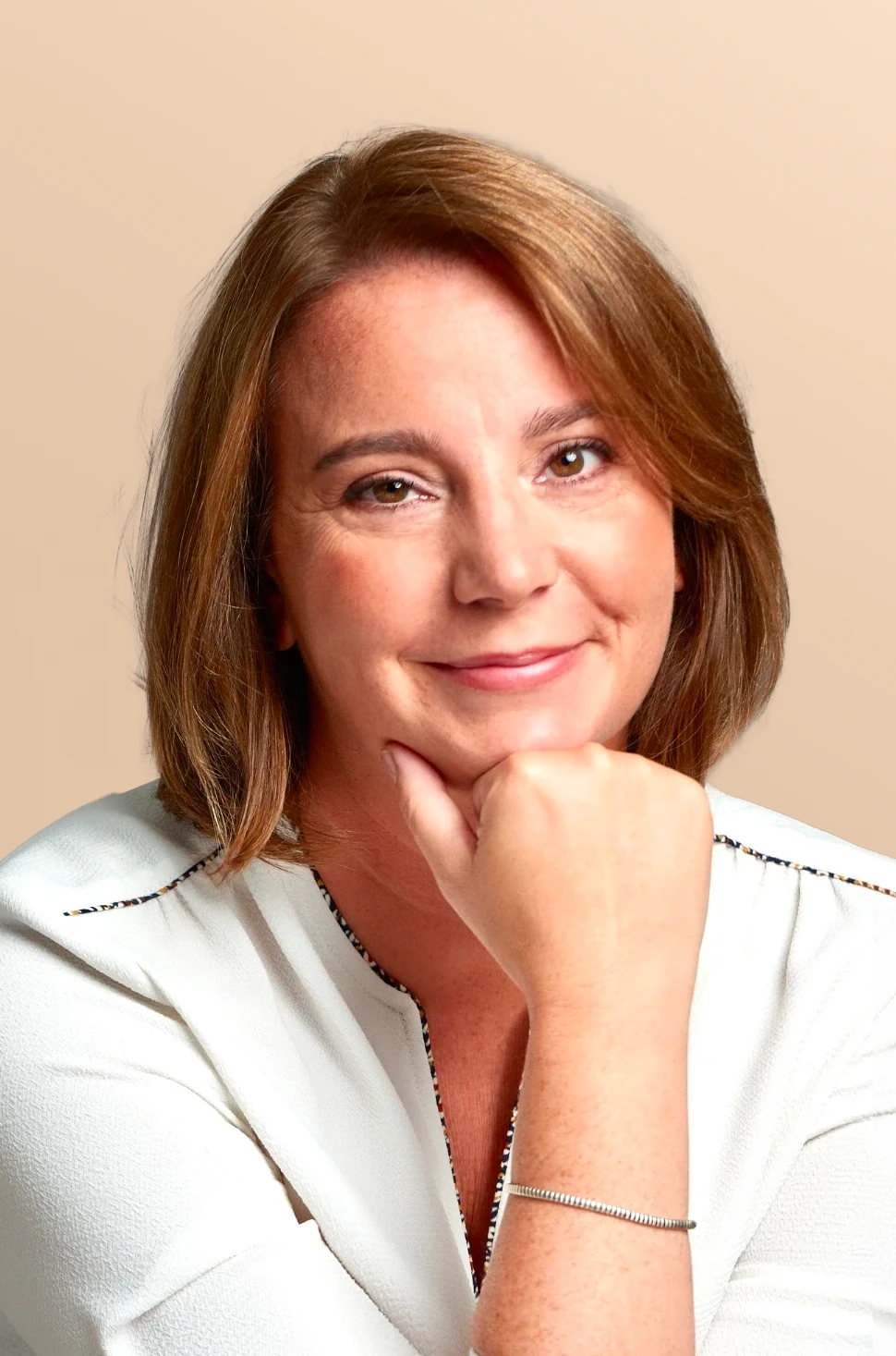 https://fluencia.pt/wp-content/uploads/2025/10/mathilde-portrait-simple3_png.webp